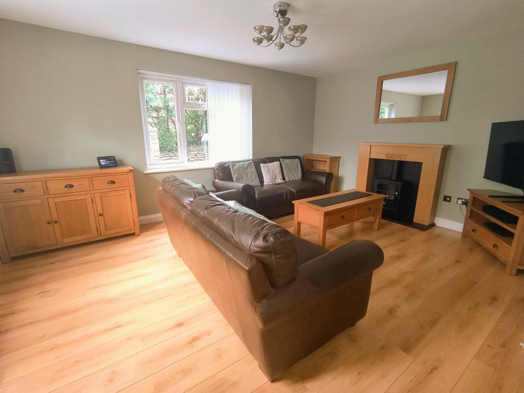 Property photo 3 of 26