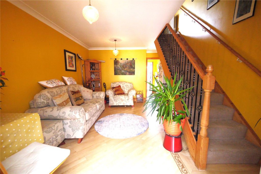 Property photo 2 of 11 Picture No. 02