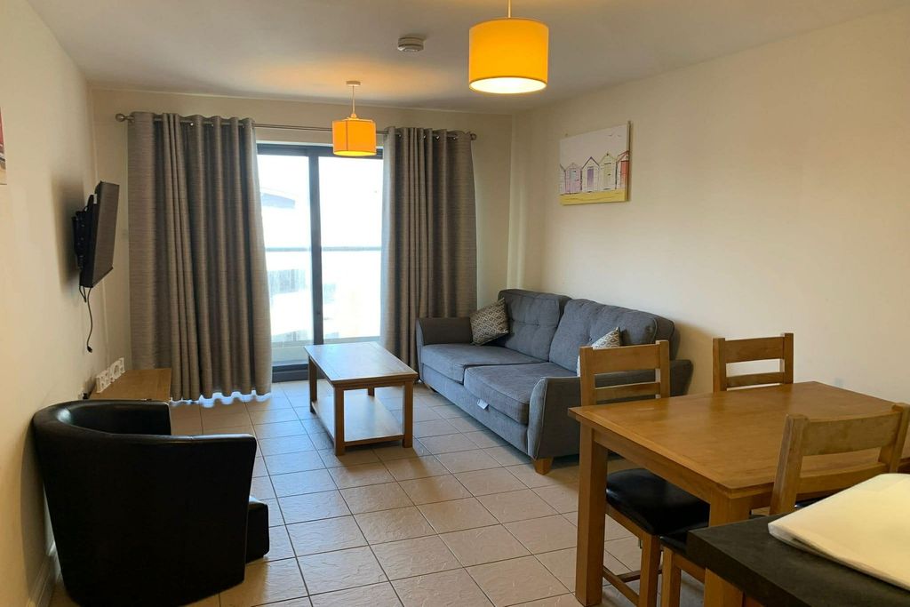 Property photo 2 of 9 Westward Ho - Lounge