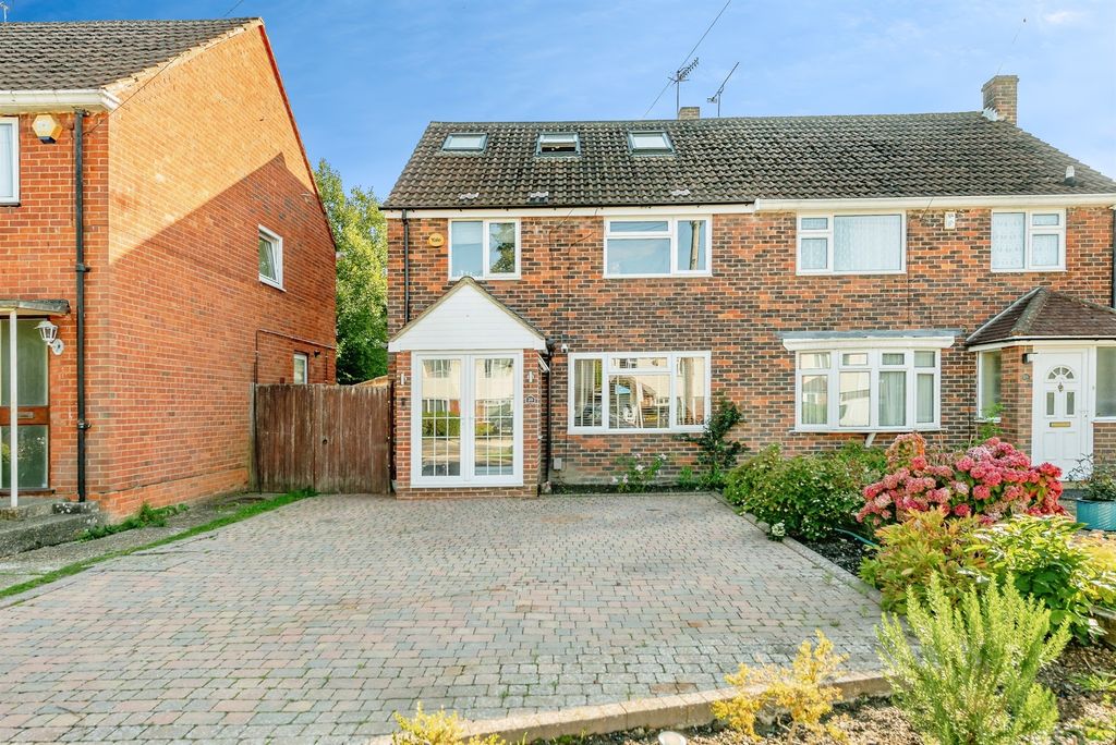 Property photo 1 of 17