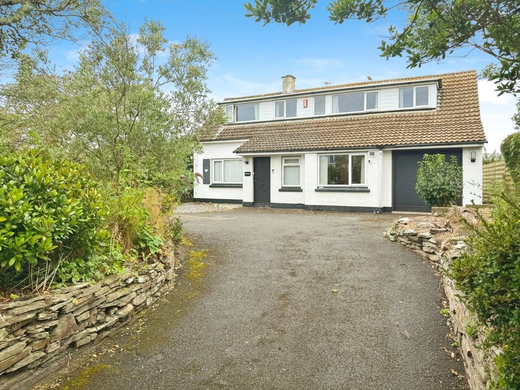 Property photo 1 of 17 Front