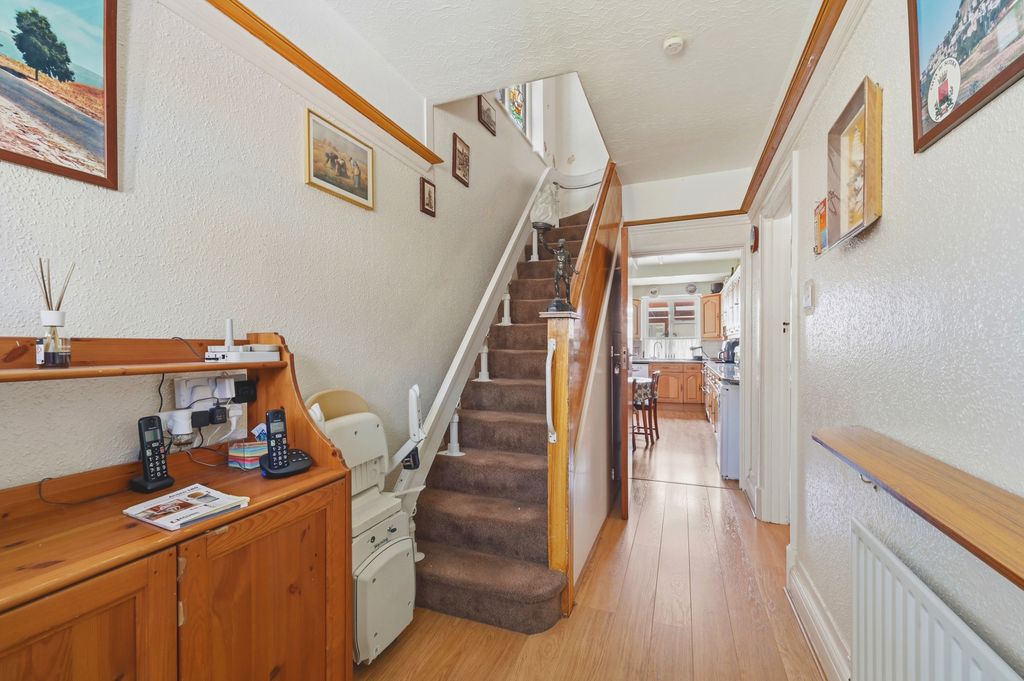 Property photo 3 of 14 Picture No. 10