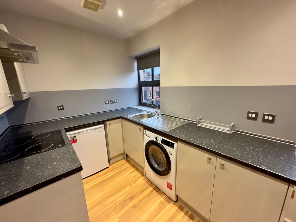 Property photo 2 of 5 Kitchen