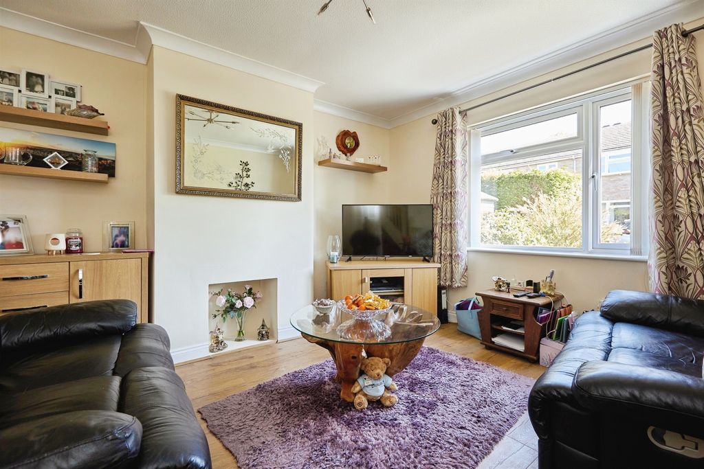 Property photo 2 of 14