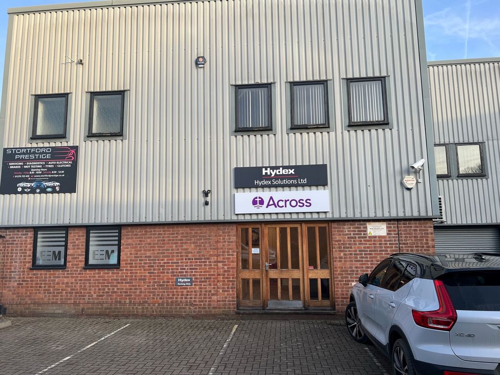 Property photo 1 of 4