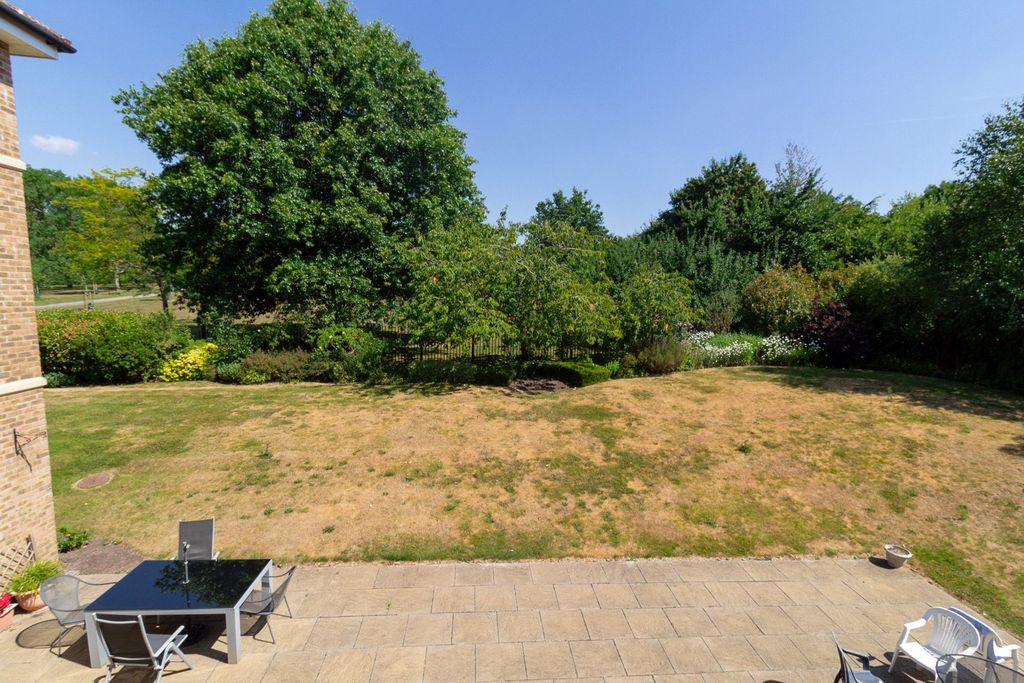 Property photo 3 of 9 Picture No. 07