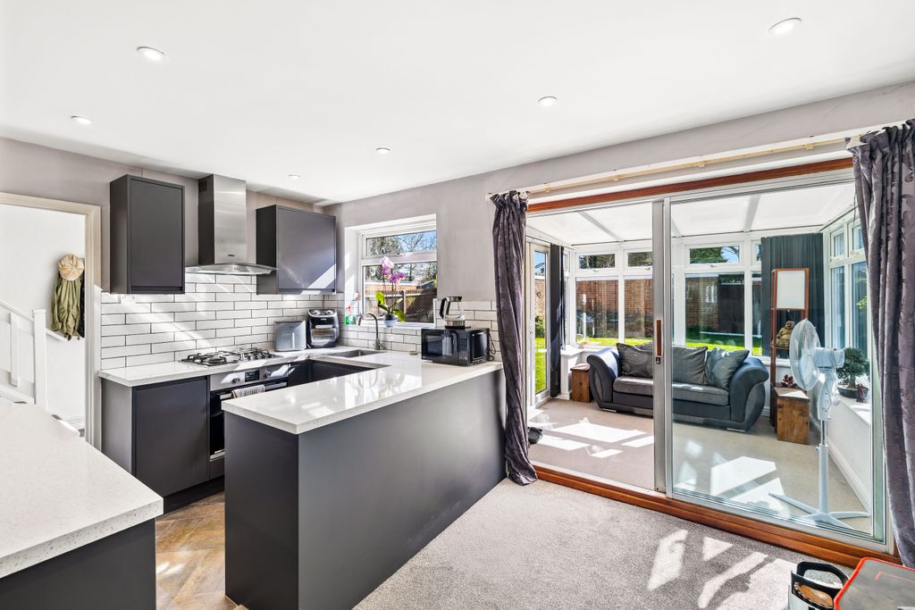 Property photo 3 of 18 Image26.Jpg