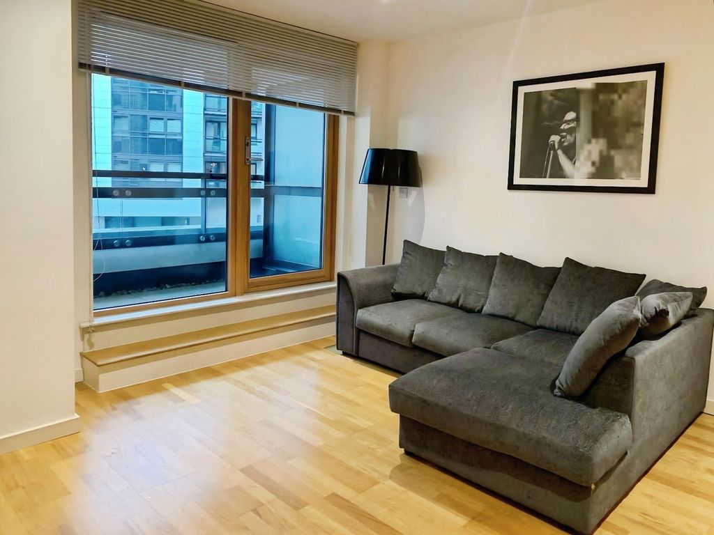 Property photo 2 of 7 Picture No. 11