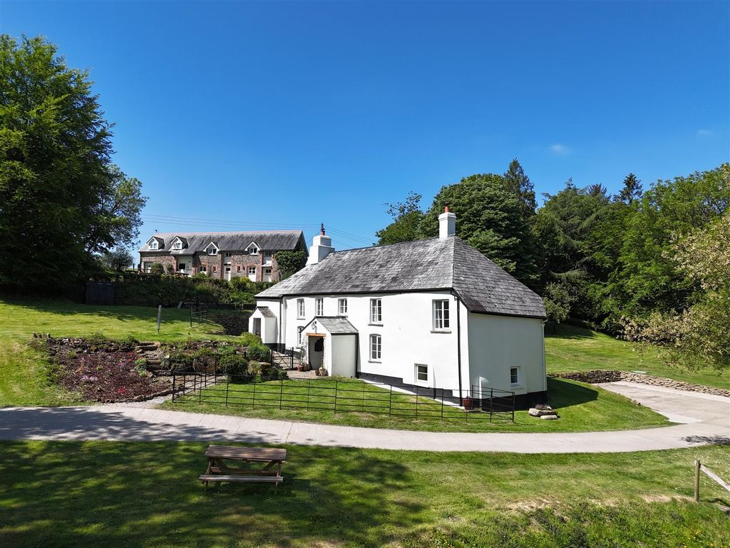Property photo 1 of 41 Mill Leat