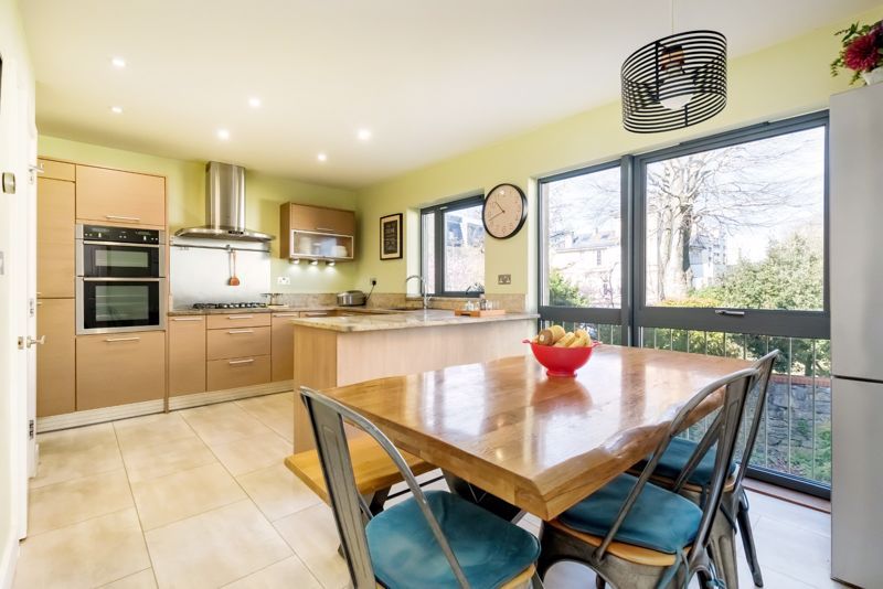 Property photo 1 of 15 Kitchen/Dining Room