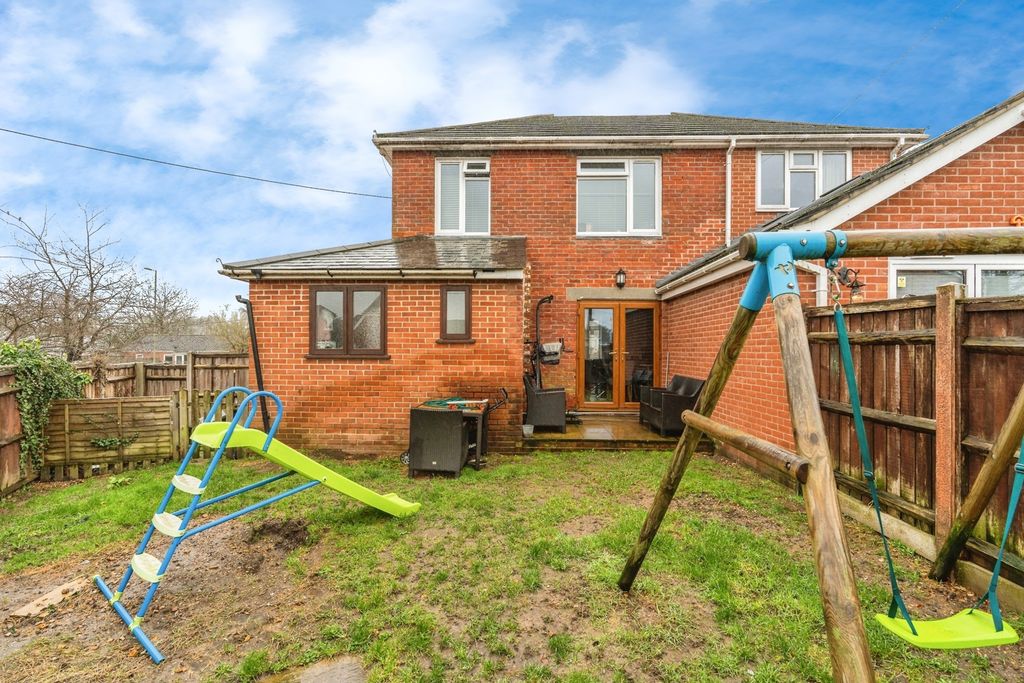 Property photo 3 of 20 Pbox-Img.Jpg