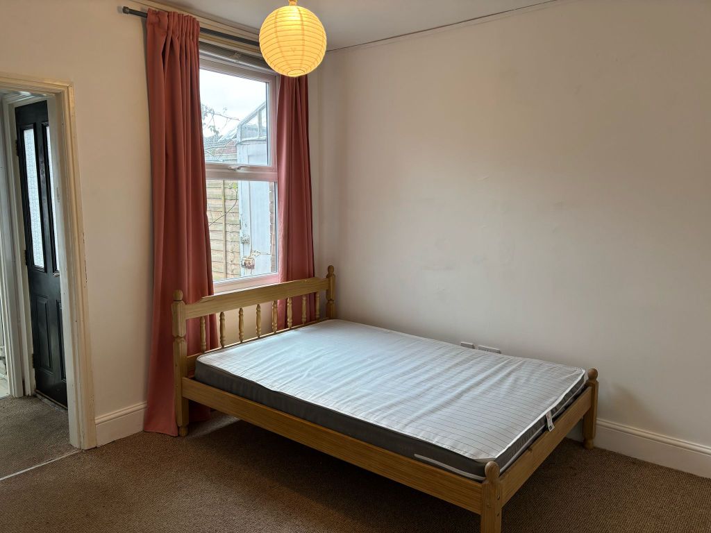 Property photo 2 of 4