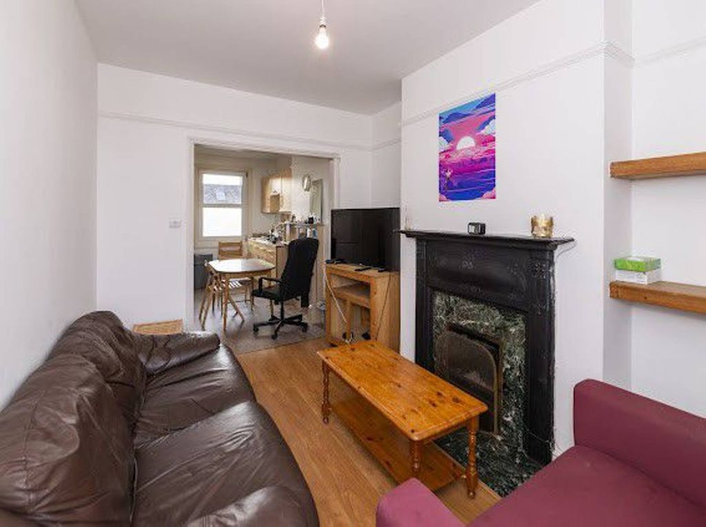 Property photo 3 of 20