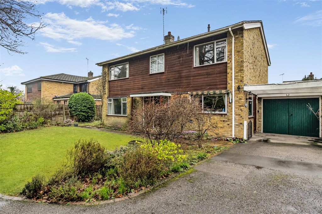 Property photo 1 of 20 1407011-21-6982338Dd35F3.Jpg