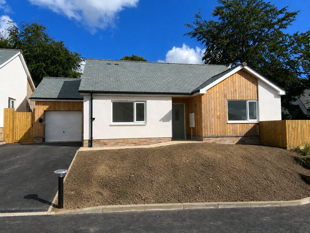 Property photo 1 of 6 1 - Picture No. 01