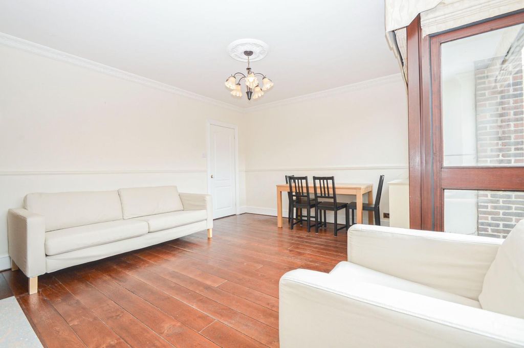 Property photo 3 of 12 6.Jpg