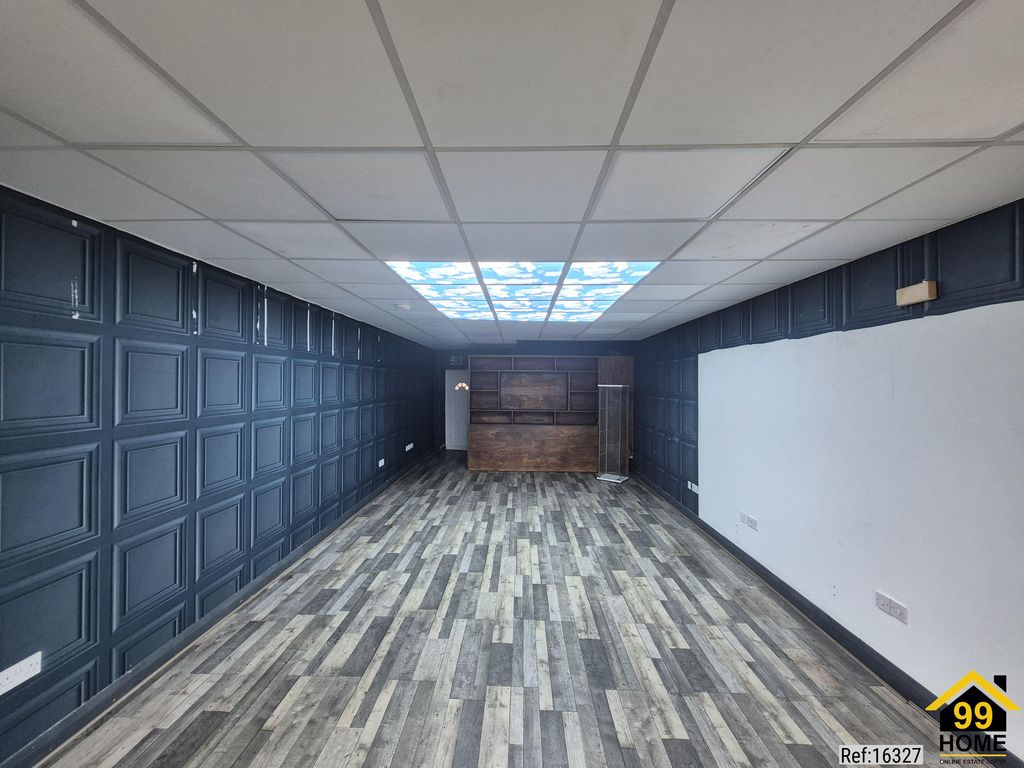 Property photo 2 of 6 Photo 1