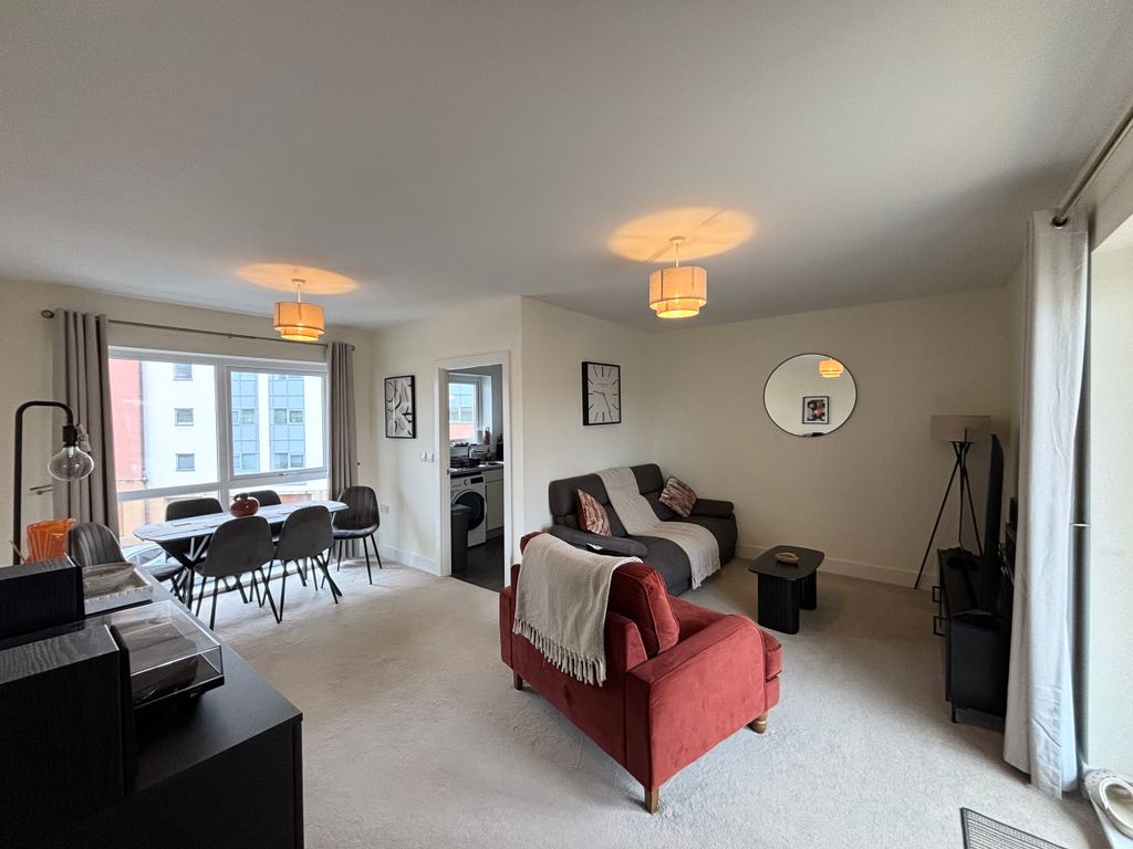 Property photo 3 of 15 Img_2112