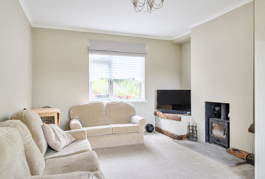 Property photo 2 of 12 Sitting Room