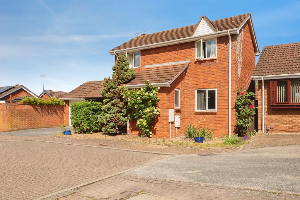 Property photo 1 of 16