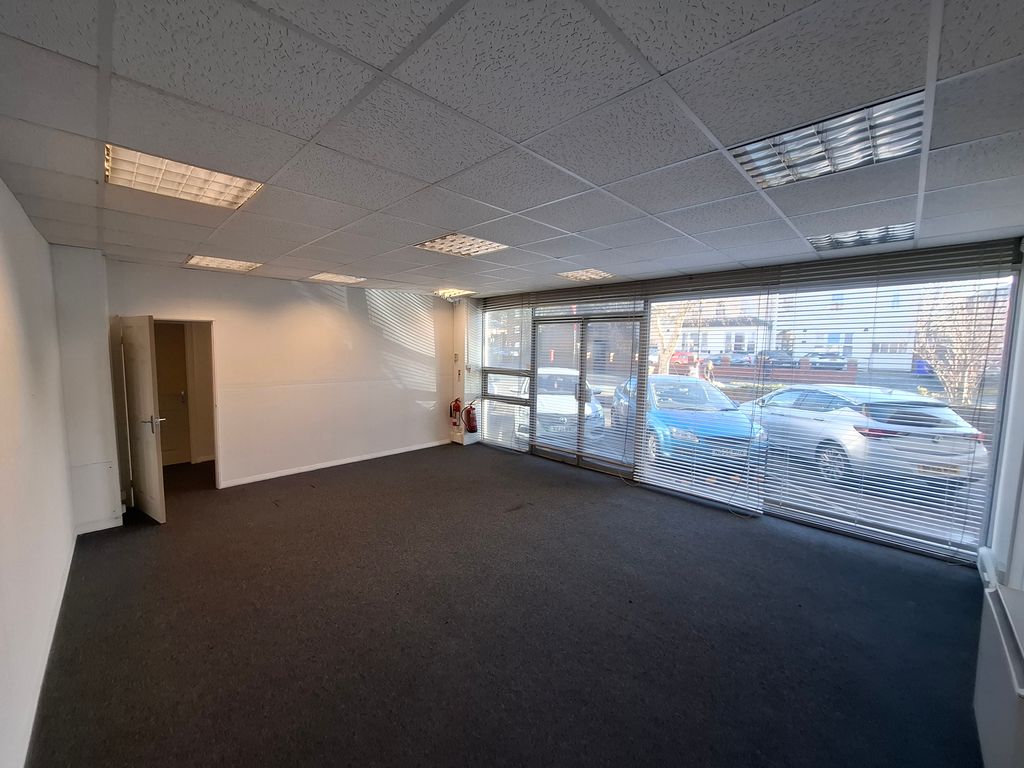 Property photo 3 of 5