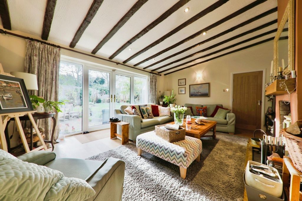 Property photo 2 of 20 4411864