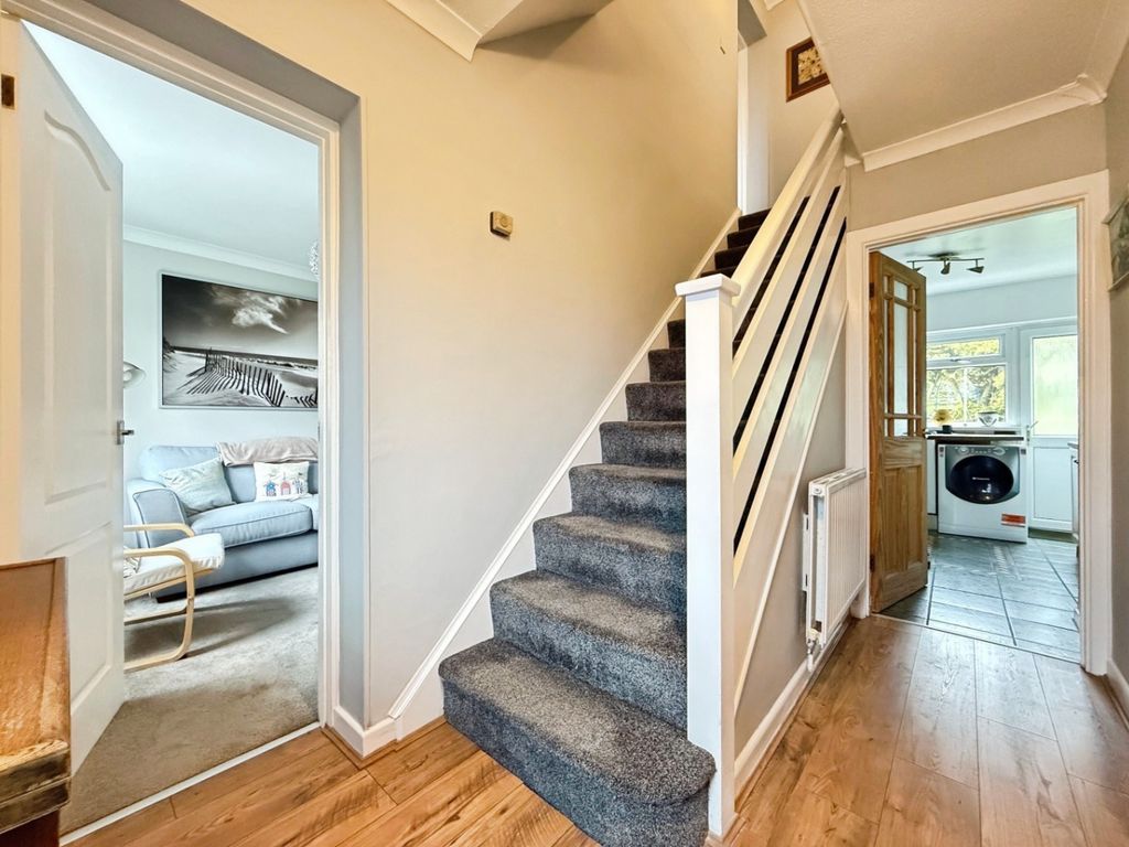 Property photo 3 of 38 4469713