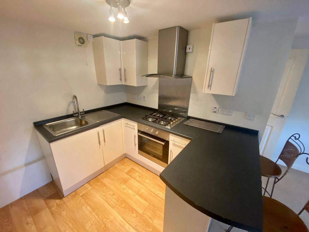Property photo 2 of 5