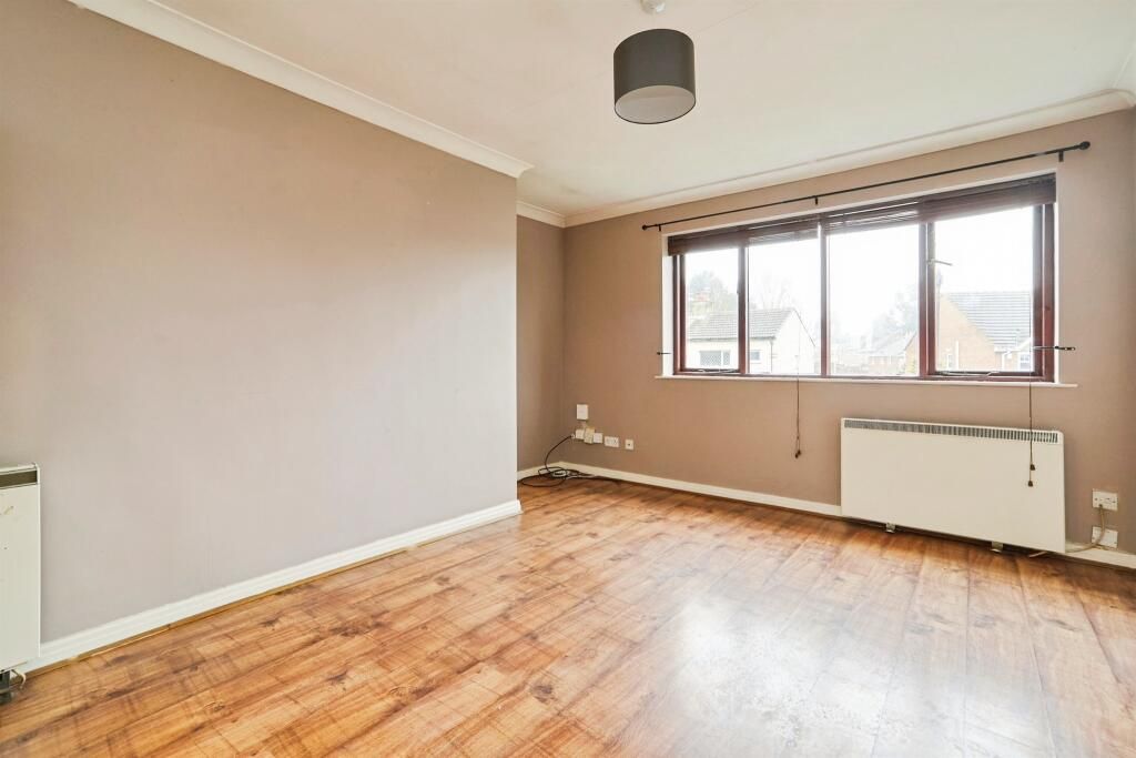 Property photo 2 of 11 Image