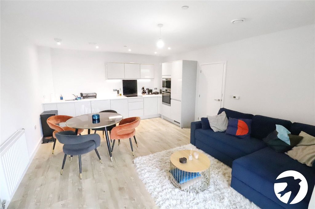 Property photo 2 of 12 Picture No. 08