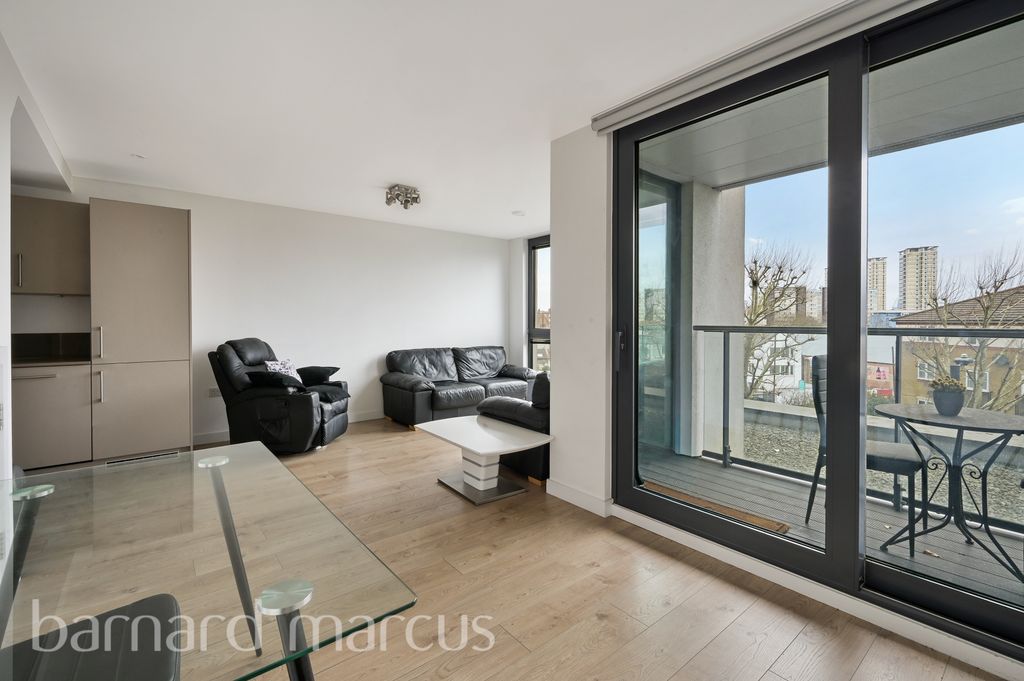 Property photo 3 of 10 Image