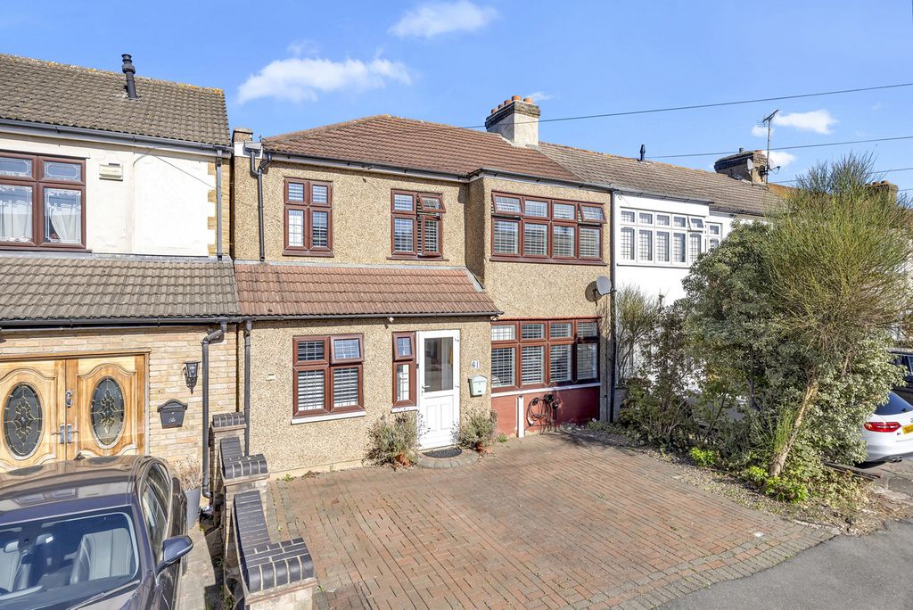 Property photo 1 of 26