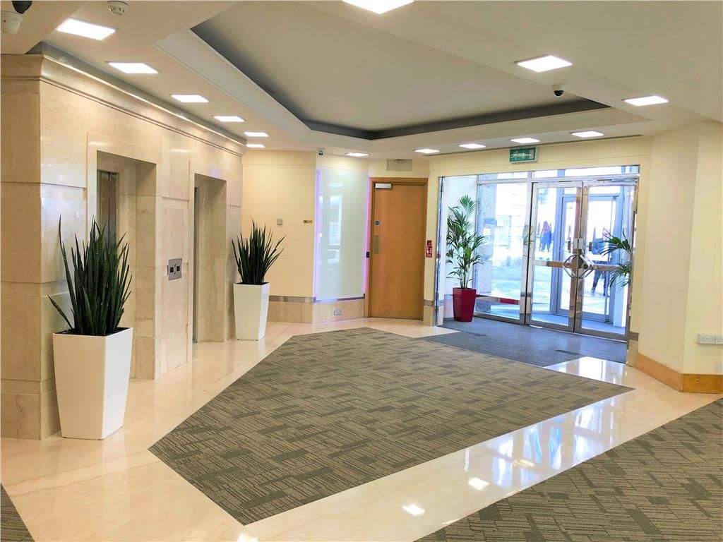 Property photo 2 of 5 Serviced Office To Rent In Dowgate Hill, Dowgate H