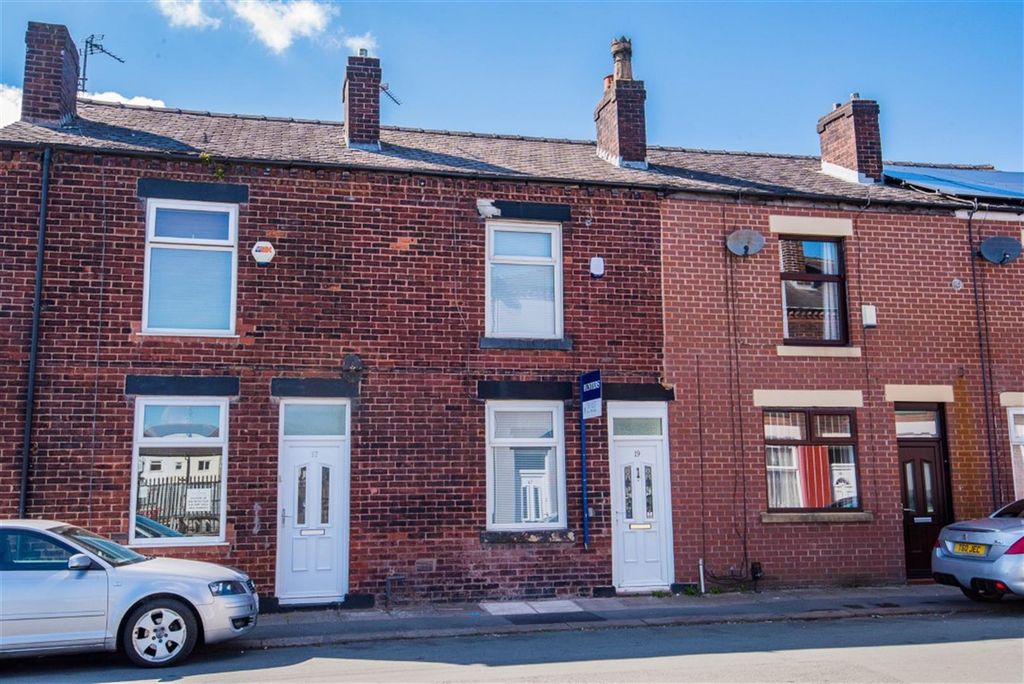 Property photo 1 of 15