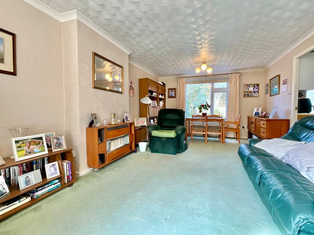 Property photo 3 of 15