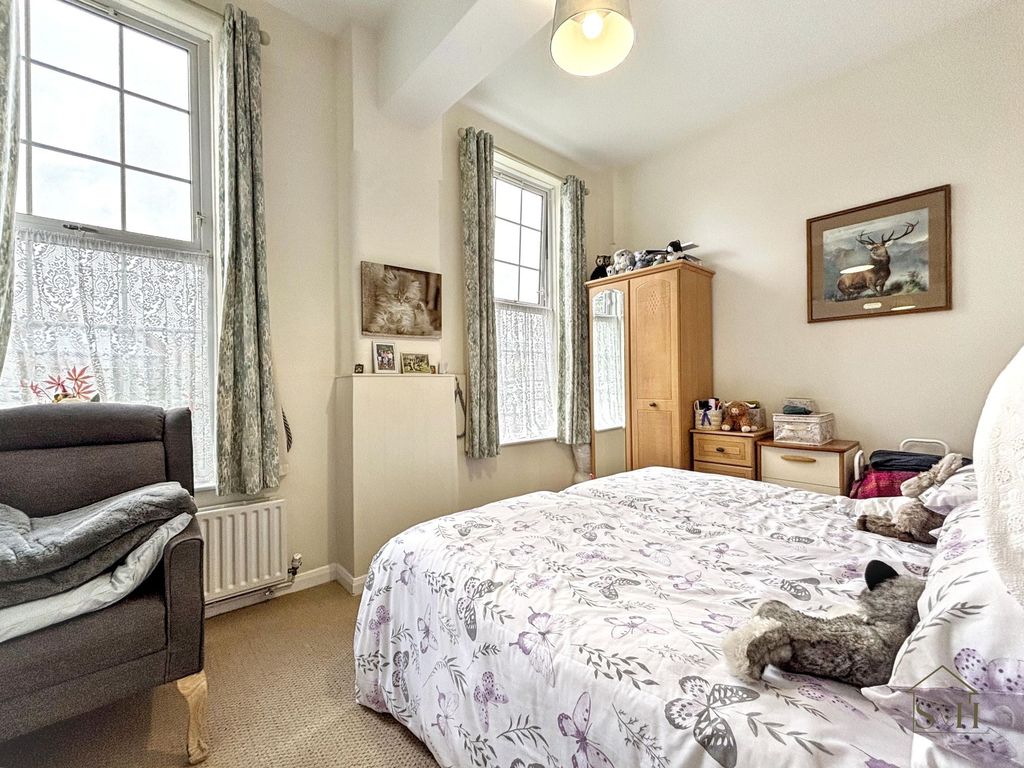 Property photo 3 of 9