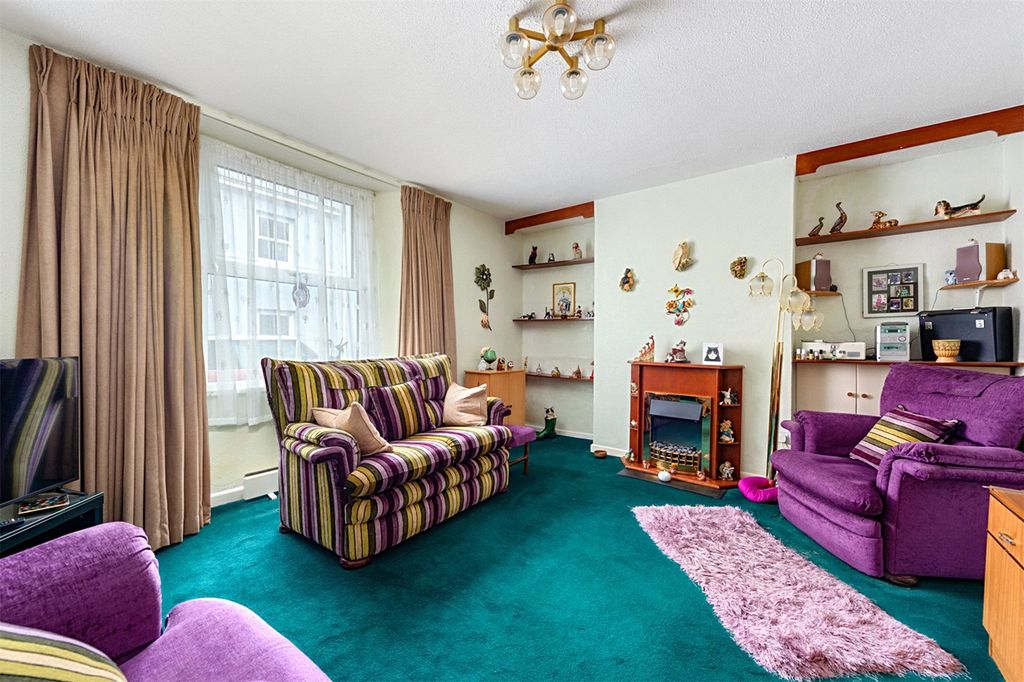 Property photo 2 of 12 Picture No. 03