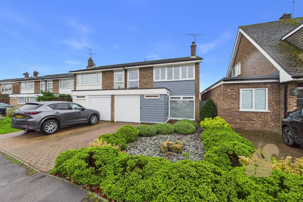 Property photo 1 of 24 Cam01254G0-Pr0382-Still032.Jpg