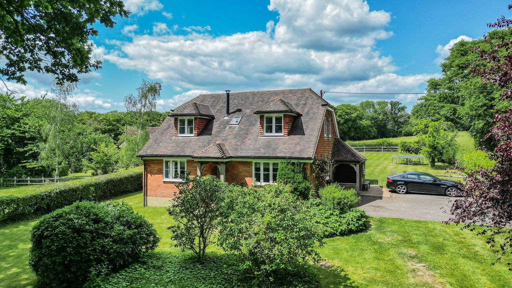 Property photo 1 of 18