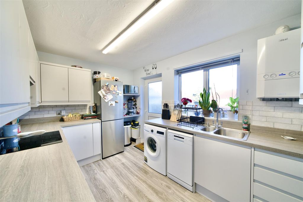 Property photo 2 of 15 Dsc09074.Jpeg