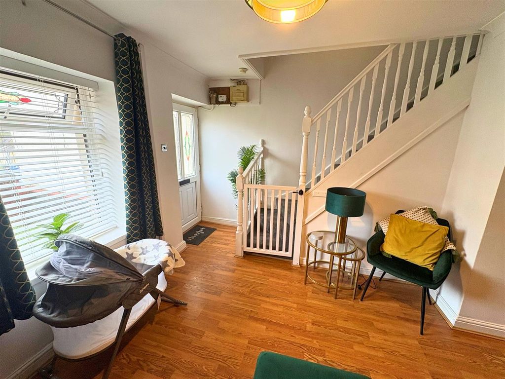 Property photo 3 of 17 Lounge B (Edit).Jpg