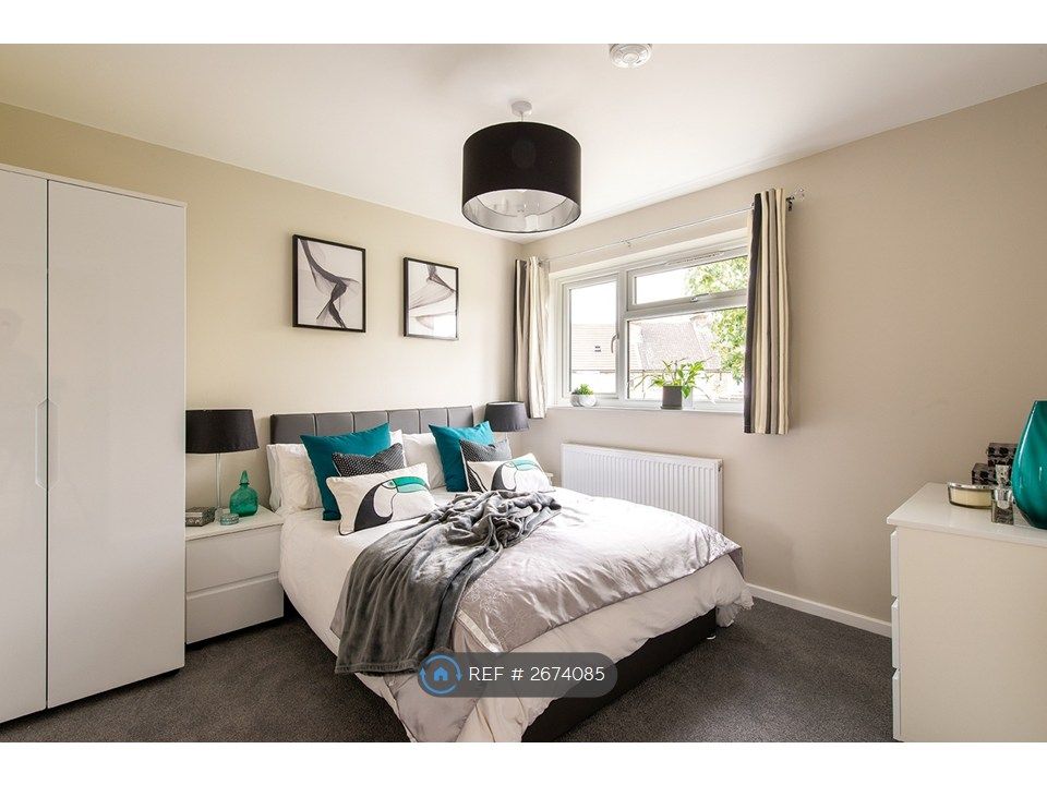 Property photo 2 of 12 Room 1