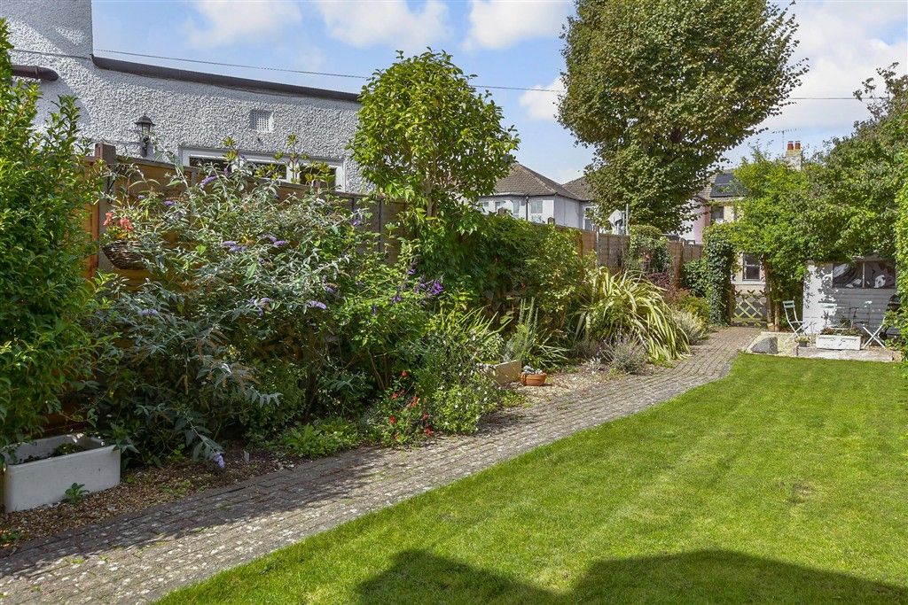 Property photo 2 of 16 Front Garden