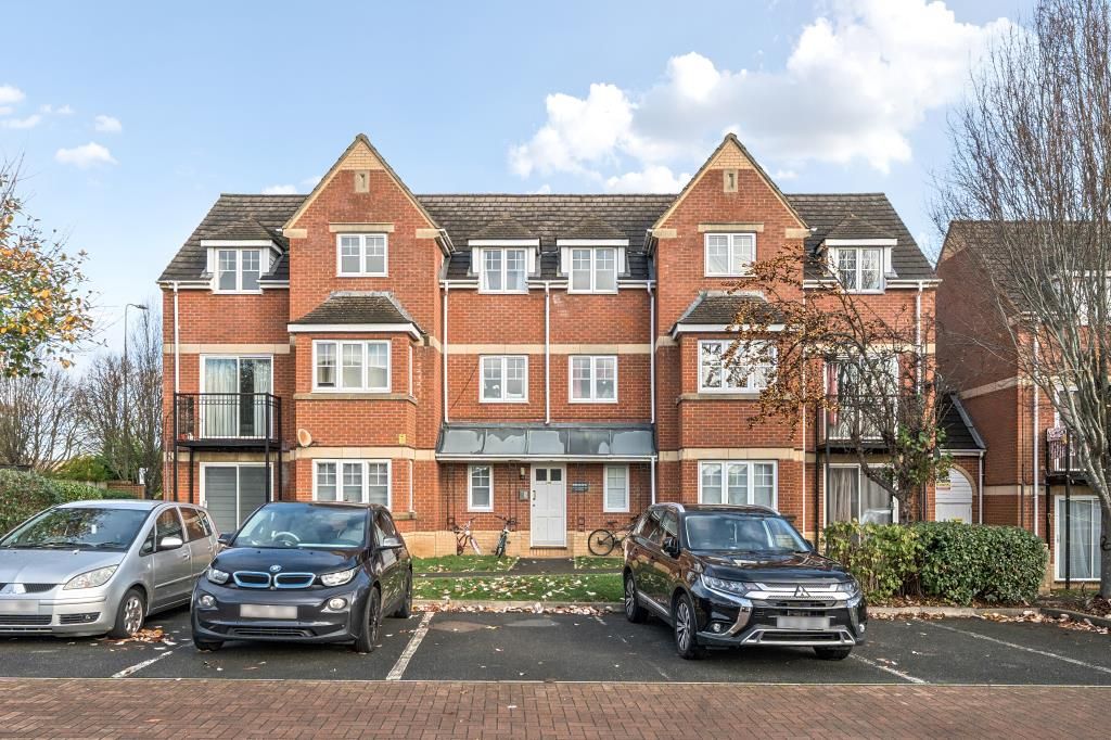 Property photo 2 of 18 External View