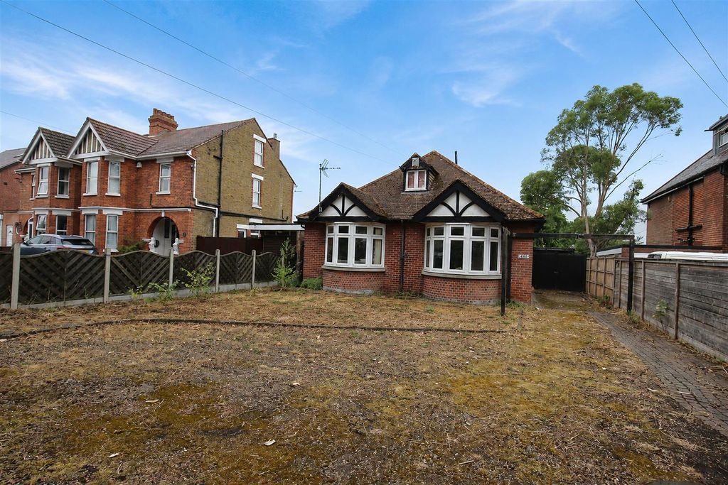 Property photo 1 of 13 Front
