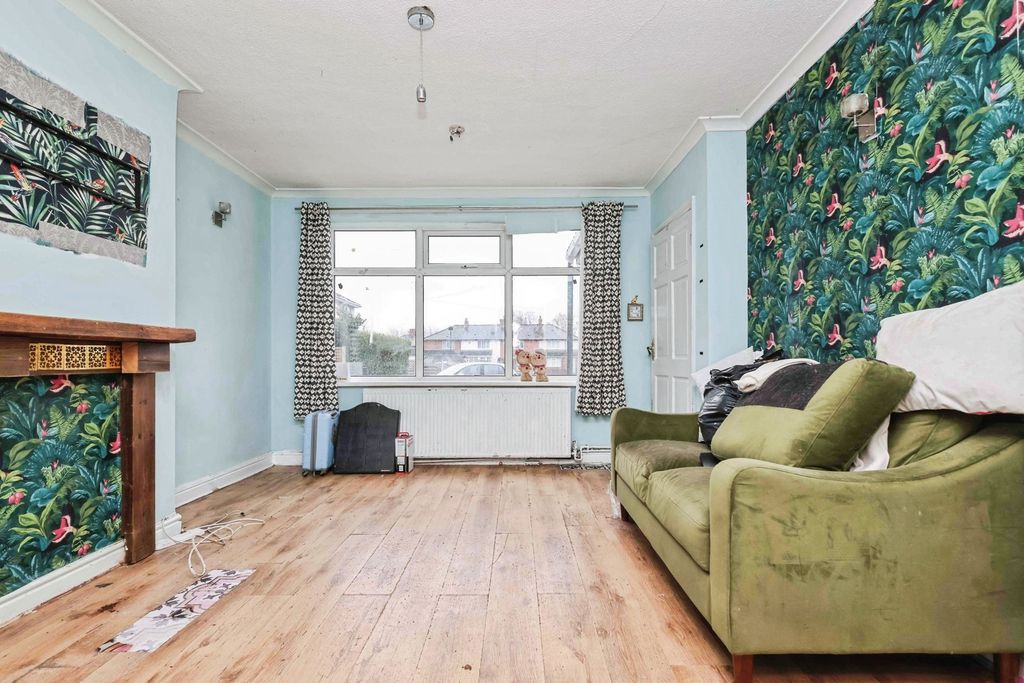 Property photo 2 of 15 Pbox-Img.Jpg