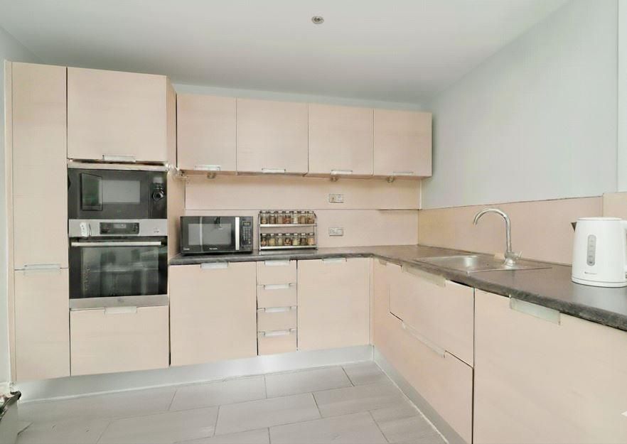 Property photo 3 of 14 Hb Kitchen.Jpg