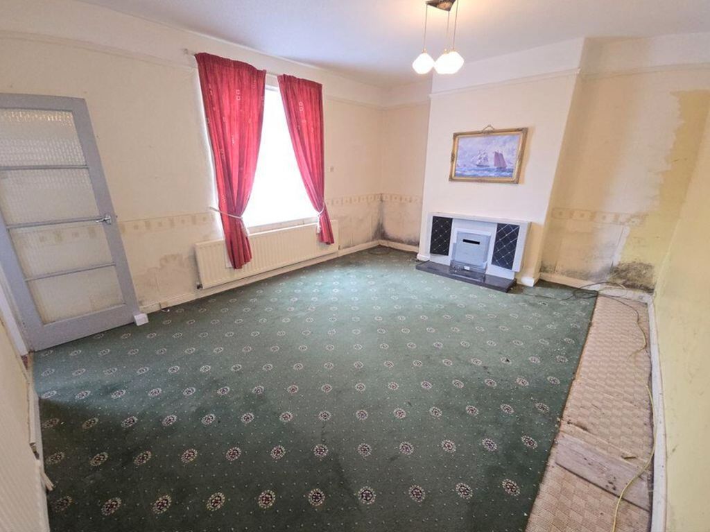 Property photo 3 of 16 Photo 14
