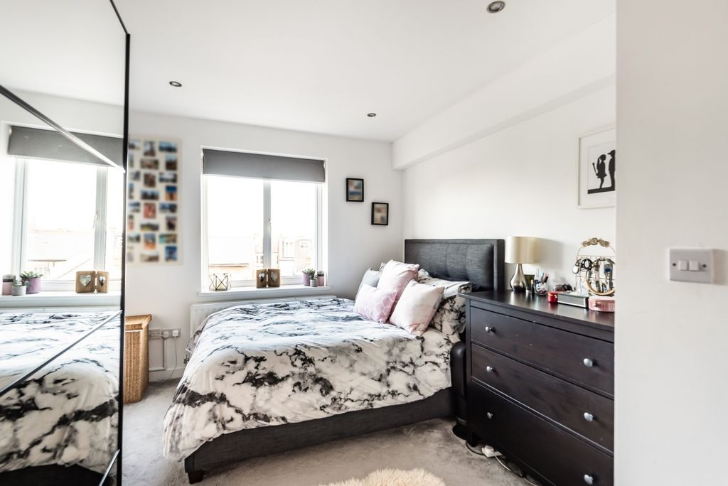 Property photo 3 of 20 660096 (6)