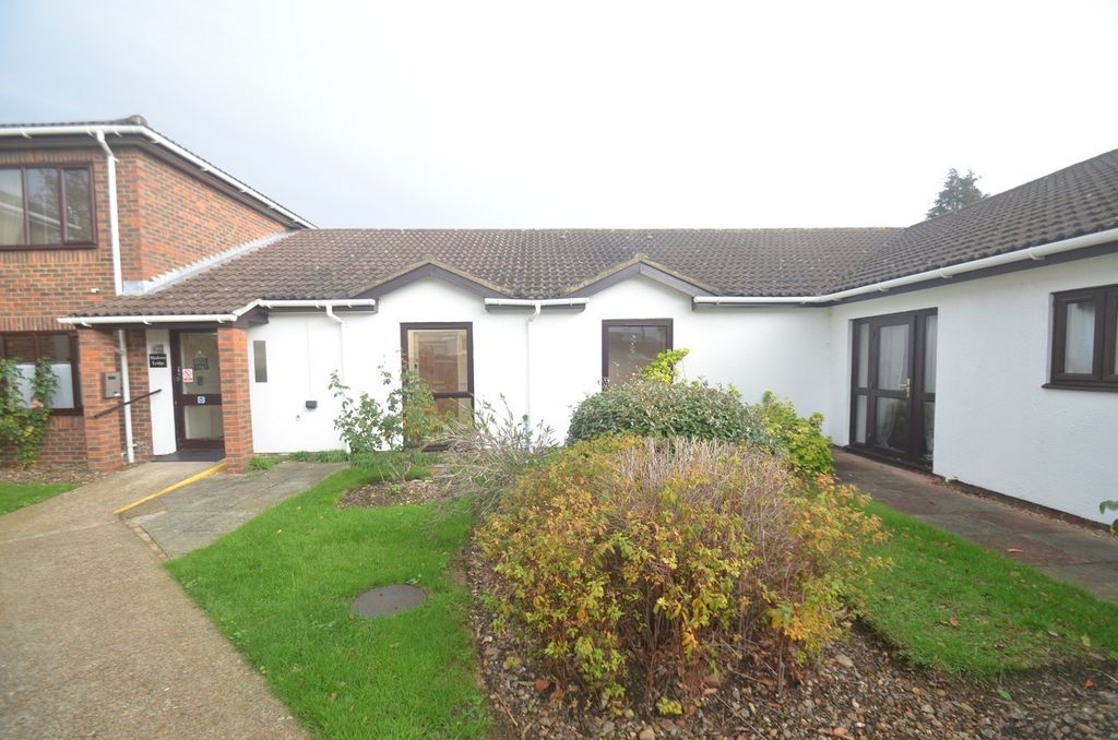 Property photo 2 of 9